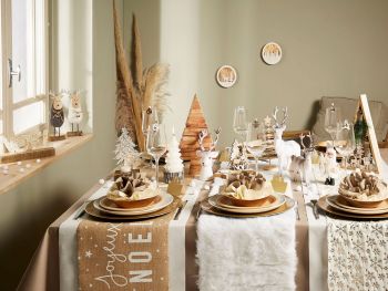 Table Golden Nature