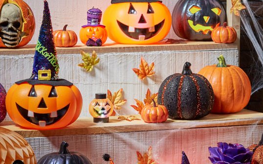 HALLOWEEN – 3 tips pour créer une déco de table hyper stylée !